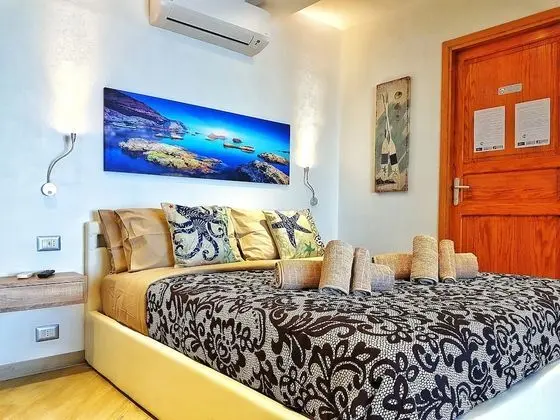 Tek Büyük Yataklı Oda, Deniz Manzaralı