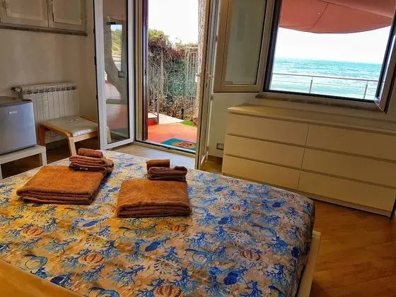 Tek Büyük Yataklı Oda, Deniz Manzaralı