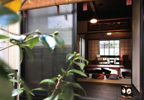 Traditional Sıra Ev (Japanese Style Townhouse)