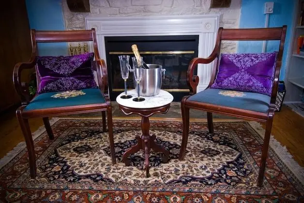 Iris Room