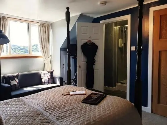 Tek Büyük Yataklı Oda (The MacDonald Room)