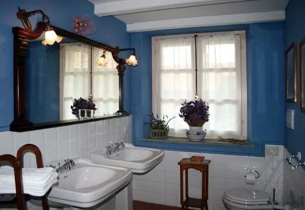 Classic Tek Büyük Yataklı Oda