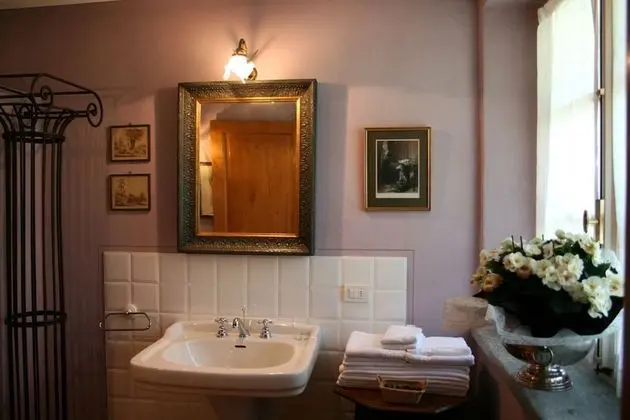 Classic Tek Büyük Yataklı Oda