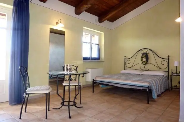 Classic Tek Büyük Yataklı Oda, Üzüm Asması Manzaralı