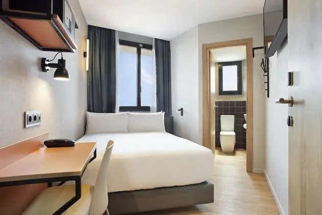 Miniroom