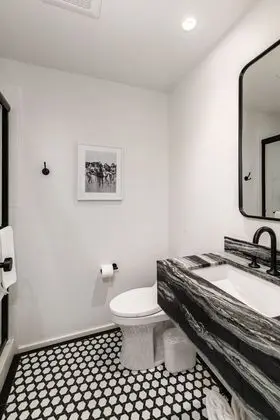 Oda, 1 Büyük (Queen) Boy Yatak, Balkon, Şehir Manzaralı (Room 302)