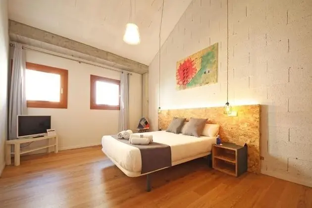 Family Tek Büyük Yataklı Oda