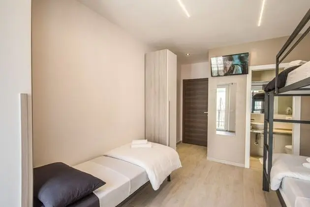 Üç Kişilik Oda, Özel Banyo