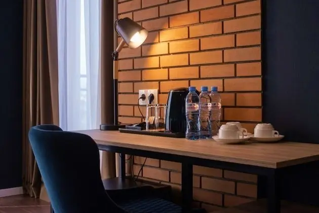 Business Tek Büyük Yataklı Oda