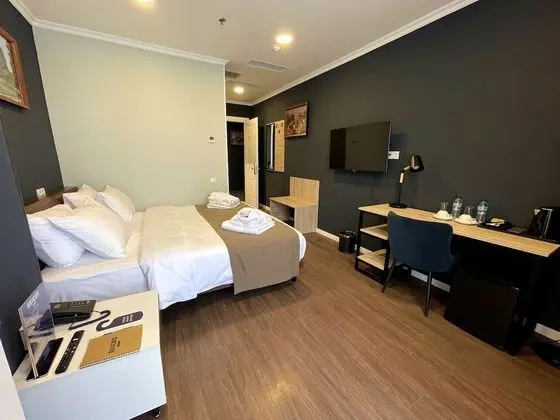 Superior Tek Büyük Yataklı Oda