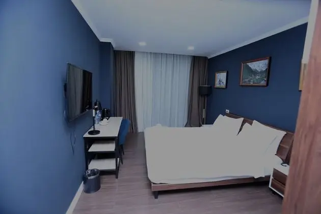 Tek Büyük Yataklı Oda