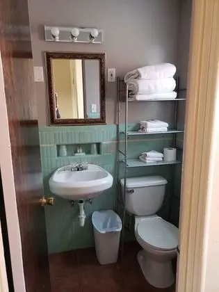 Tek Kişilik Oda, 1 Büyük (Queen) Boy Yatak