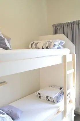Ortak Ranzalı Oda, Sadece kadınlar için