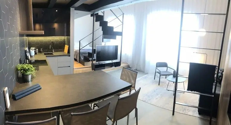 Çatı Katı (Loft)