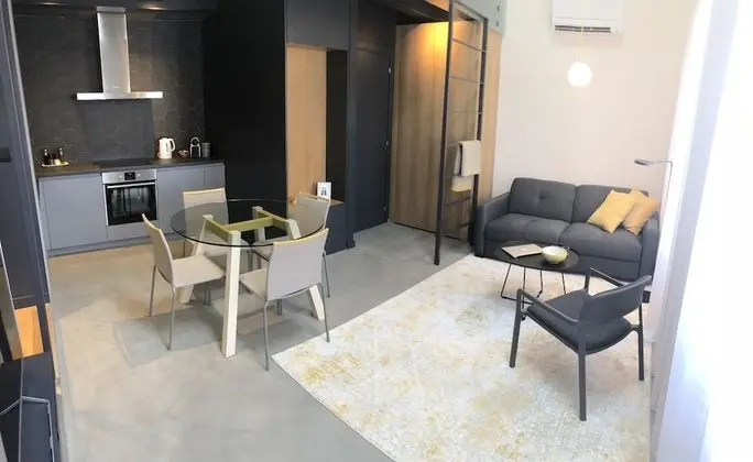 Çatı Katı (Loft)