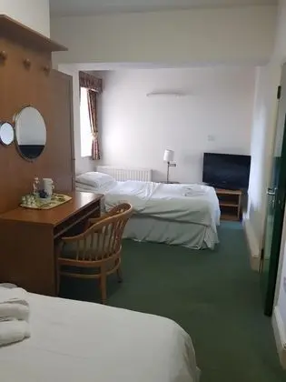 Standard Üç Kişilik Oda, Birden Çok Yatak, Sigara İçilmez