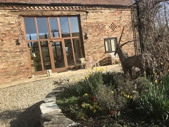 Apart Daire (Farm End Apartment)