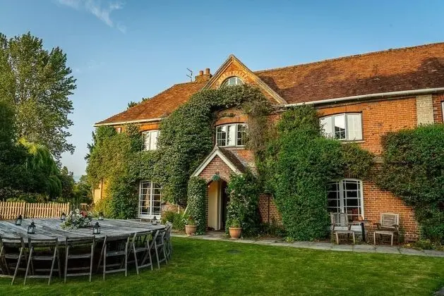 Ev, Engellilere Uygun, Banyolu/Duşlu (Farmhouse)