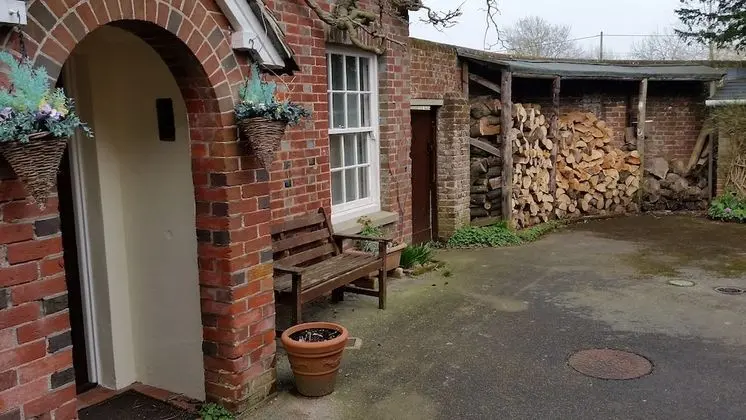 Ev, Engellilere Uygun, Banyolu/Duşlu (Farmhouse)