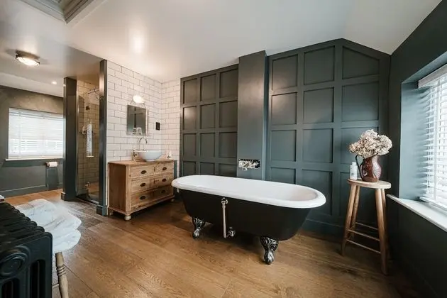 Luxury Tek Büyük Yataklı Oda, Banyolu/Duşlu (Batherm )