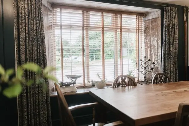 Luxury Tek Büyük Yataklı Oda, Banyolu/Duşlu (Batherm )