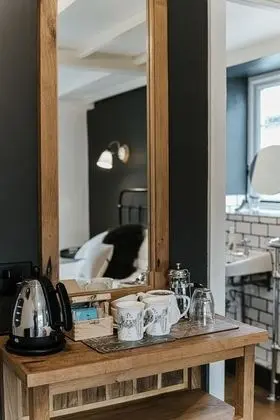 Tek Büyük Yataklı Oda, Banyolu/Duşlu (Barle)