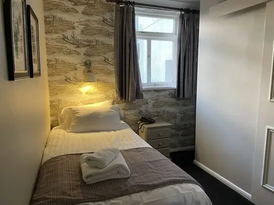 Tek Kişilik Oda