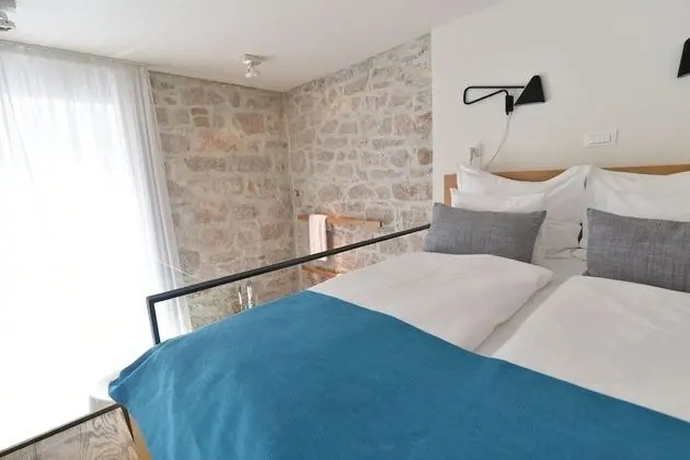 Deluxe Stüdyo, Deniz Manzaralı