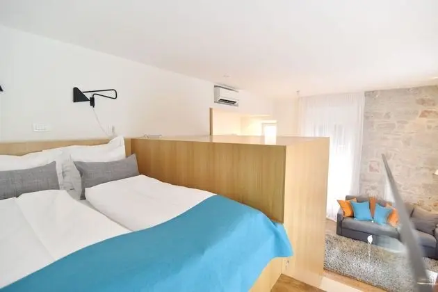 Deluxe Stüdyo, Deniz Manzaralı