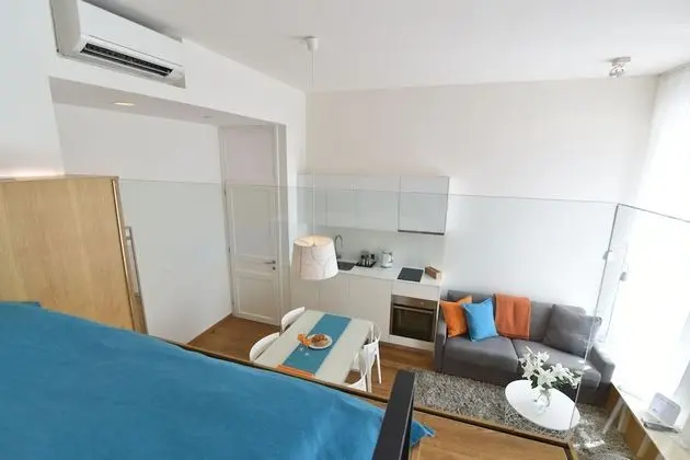 Deluxe Stüdyo, Deniz Manzaralı