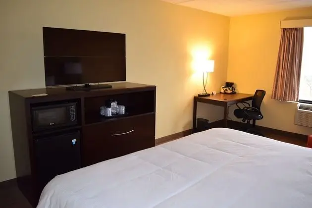 Handicap Room 1 King Non Smoking