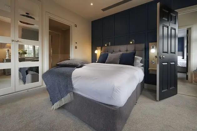 Classic Tek Büyük Yataklı Oda