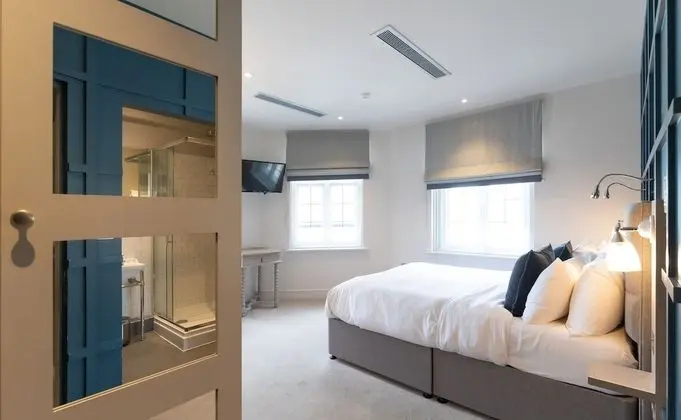 Classic Tek Büyük Yataklı Oda