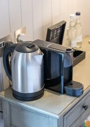 Premium Tek Büyük Yataklı Oda