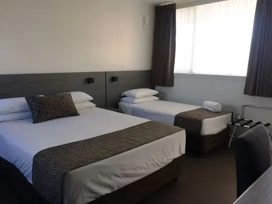 Standart, Bir adet Çift Kişilik ve Bir adet Tek Kişilik Yataklı