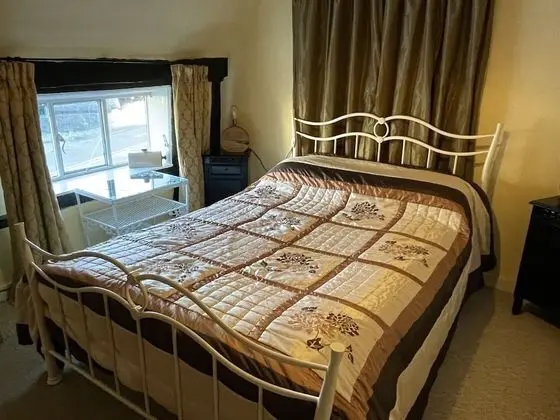Comfort Tek Büyük Yataklı Oda, Ortak Banyo