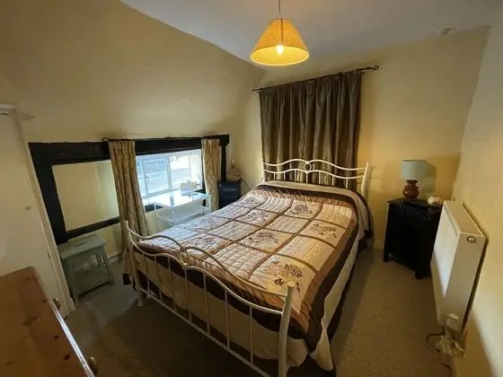Comfort Tek Büyük Yataklı Oda, Ortak Banyo