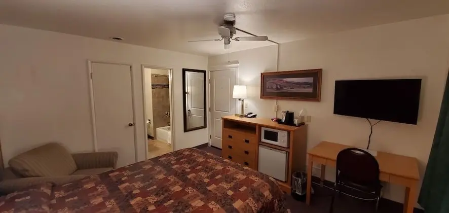 Oda, 1 Büyük (Queen) Boy Yatak