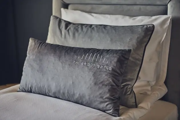 Standard Süit, 1 En Büyük (King) Boy Yatak, Nehir Manzaralı