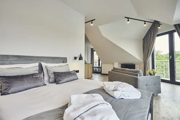 Süit, 1 En Büyük (King) Boy Yatak, Nehir Manzaralı