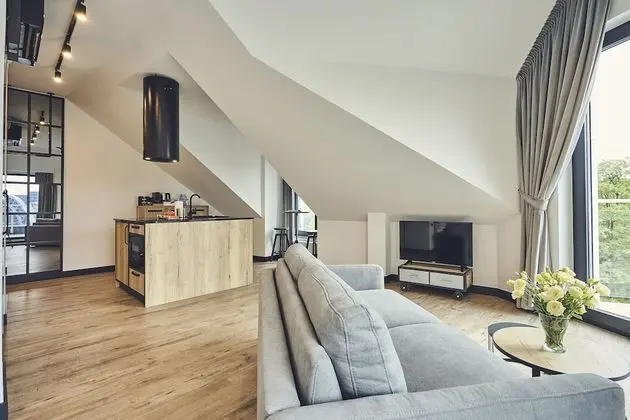 Süit, 1 En Büyük (King) Boy Yatak, Nehir Manzaralı