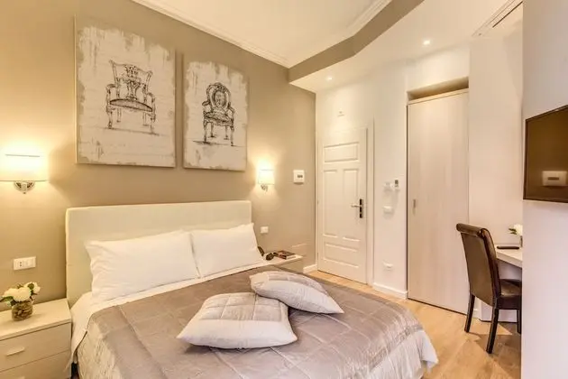 Standard Tek Büyük Yataklı Oda