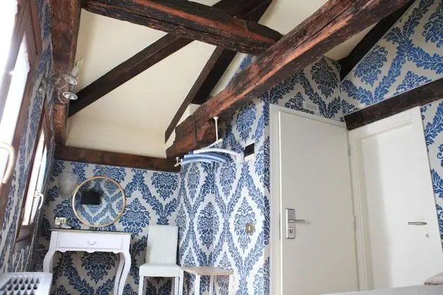 Economy Tek Büyük Yataklı Oda