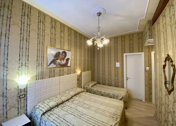 Üç Kişilik Oda, Özel Banyo