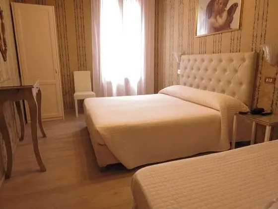 Üç Kişilik Oda, Özel Banyo