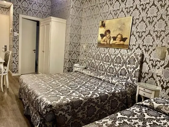 Üç Kişilik Oda, Özel Banyo