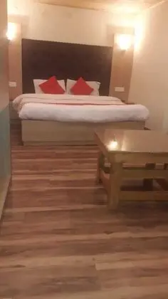 Deluxe Tek Büyük Yataklı Oda, 1 En Büyük (King) Boy Yatak, Sigara İçilmez