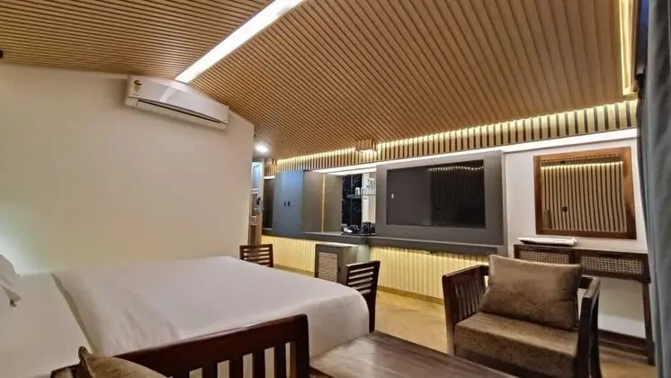 Luxury Oda, 1 En Büyük (King) Boy Yatak