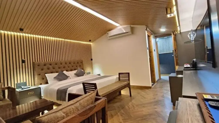 Luxury Oda, 1 En Büyük (King) Boy Yatak