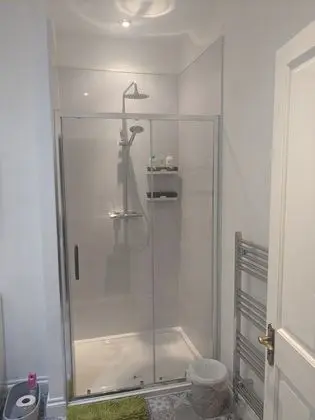 Tek Büyük Yataklı Oda, Özel Banyo